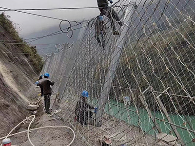 钢丝绳被动网案例 - 安平县成帅边坡防护工程有限公司图片2